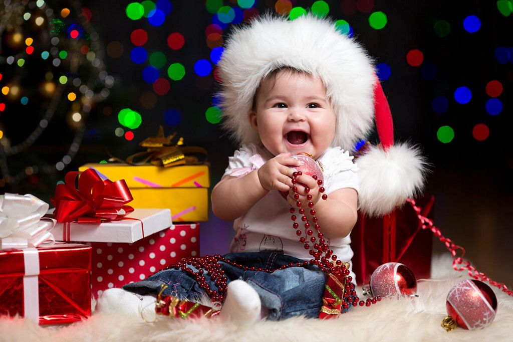 15 ideas facilísimas para hacer fotos navideñas con tu bebé